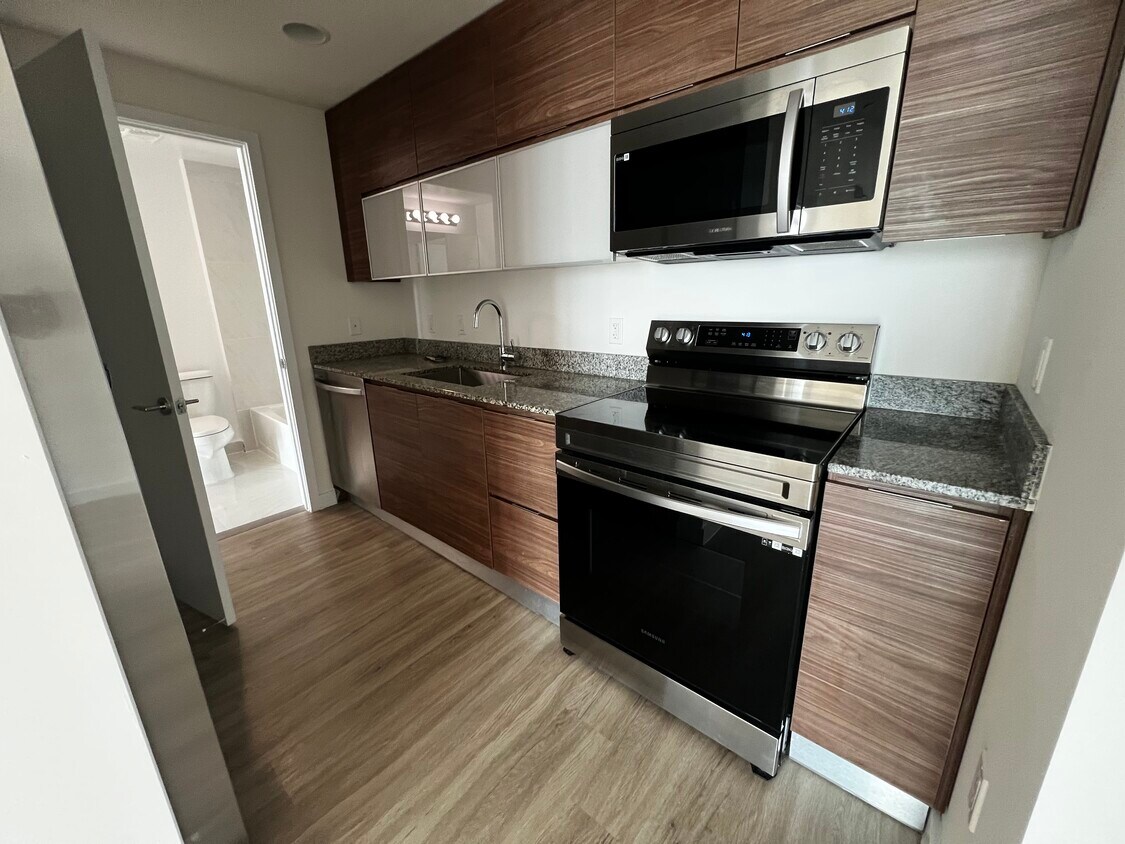 Foto principal - 529 SW 3rd St