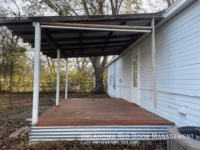 Building Photo - 4209 SE 41st St