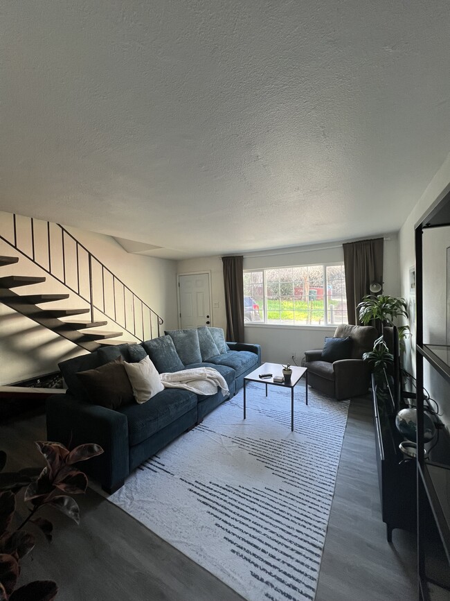 Foto del edificio - 750 Sheridan St