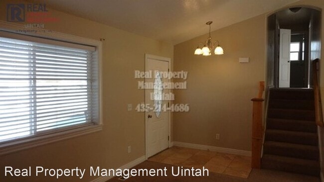 Building Photo - 5 br, 3 bath House - 4216 W 600 N