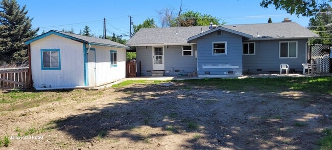 Building Photo - Spacious Home for Rent