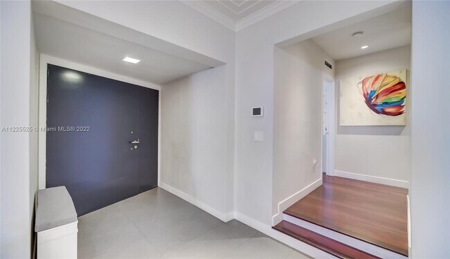 Building Photo - 54 Bay Heights Dr