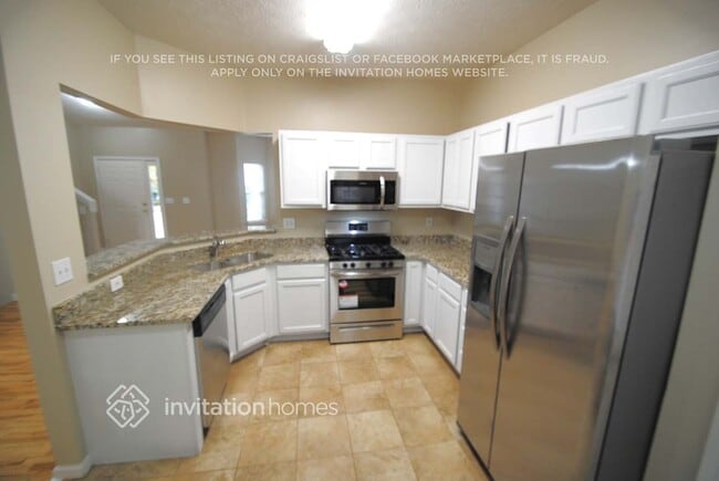 Foto del edificio - 2649 Lake Park Bend