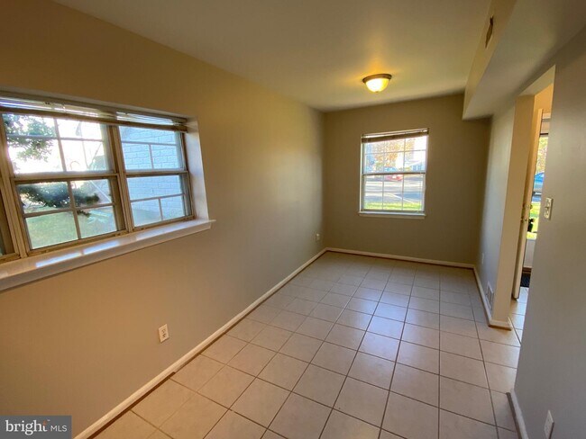 Building Photo - 13701 Autumn Vale Ct