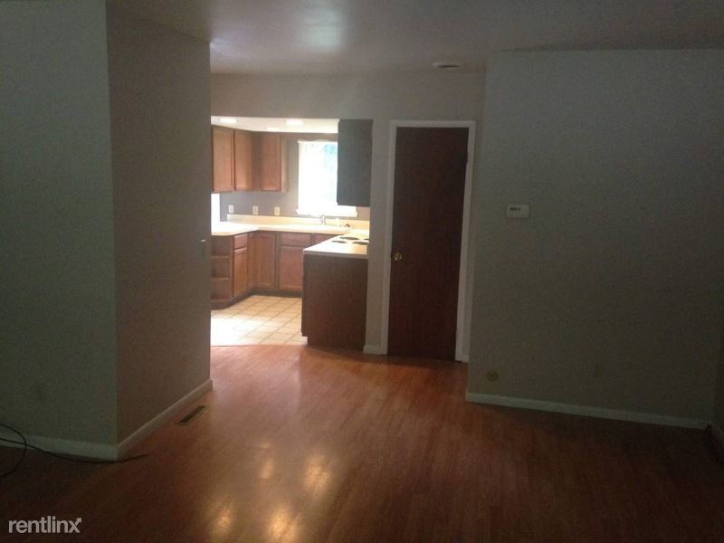 Primary Photo - 2 br, 1 bath Condo - 2902 Chapel Rd