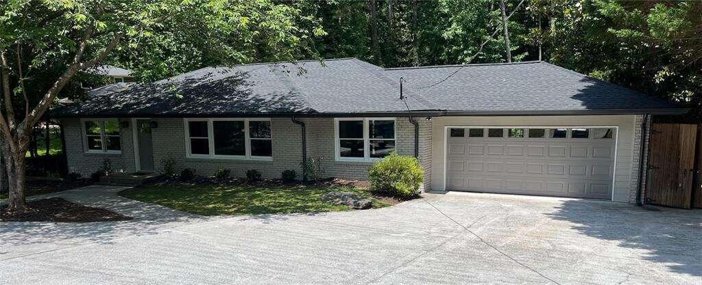 Primary Photo - 2502 Lavista Rd