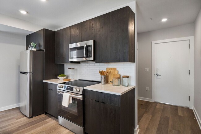 Interior Photo - The Peak at Scotts Lane