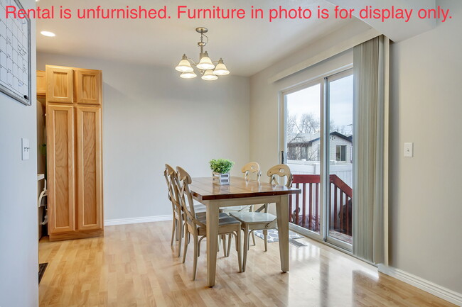 Dining room - 1642 W Madison View Dr