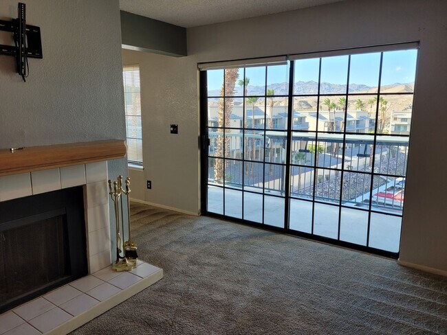 Foto del edificio - Affordable 2bed/2 bath Condo is Beautiful ...