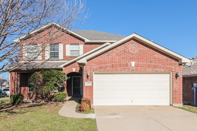 Building Photo - 609 Cove Ct