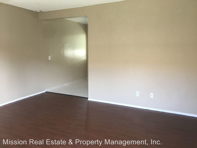 Building Photo - 423 A St