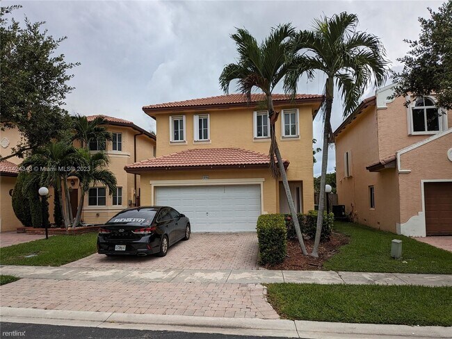 Building Photo - 4 br, 2 bath House - 1094 NE 41st Ave
