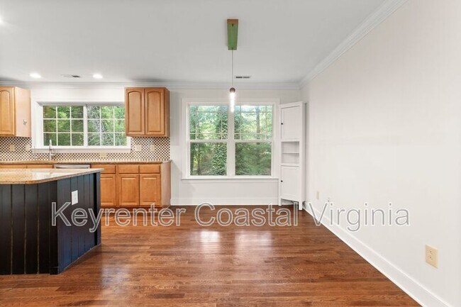 Foto del edificio - 40 Normandy Ln