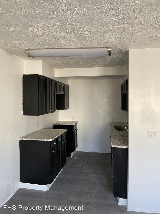 Building Photo - 4 br, 2 bath House - 1721 W Thoman