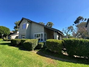 Building Photo - 10834 Caravelle Pl