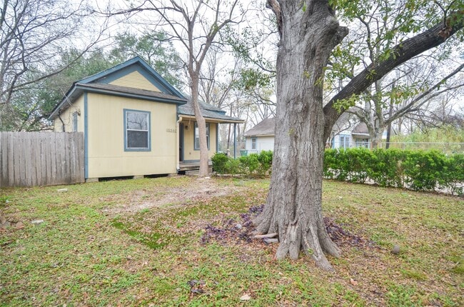 Foto del edificio - 10340 Tanner Rd