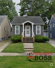 Building Photo - 728 Mulberry St