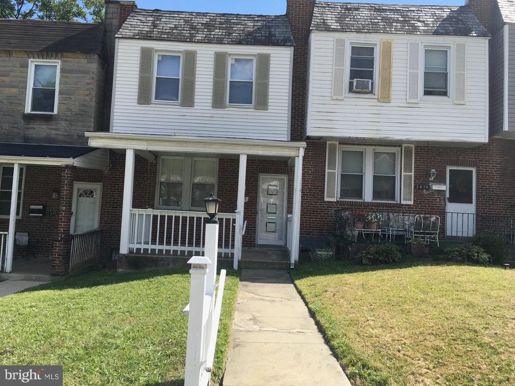 Foto principal - 2477 W Cold Spring Ln