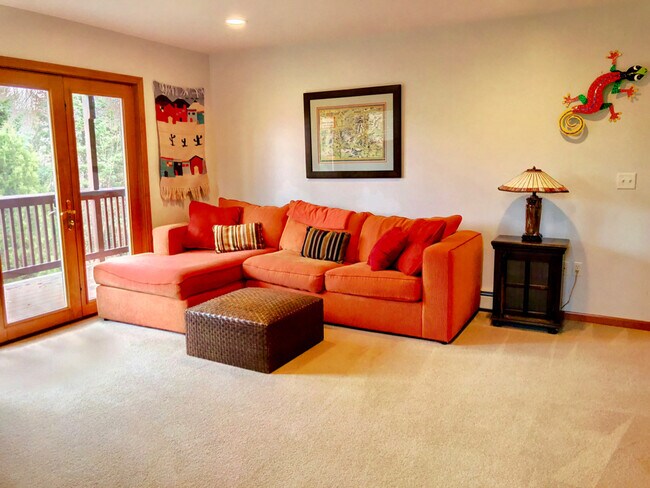 Foto del edificio - 254 Crawford Ridge Rd