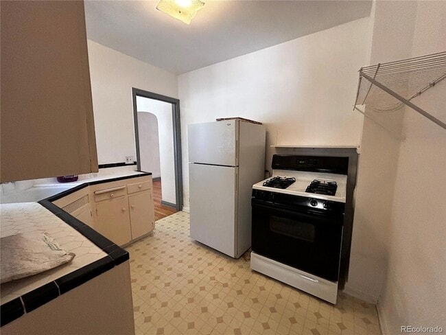 Photo - 2111 S Emerson St Apartment