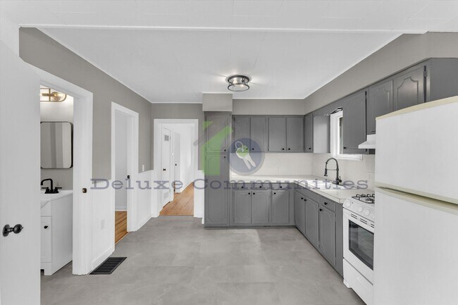 Foto del edificio - Rare 1-Bedroom Full Home – Big Kitchen, Ha...
