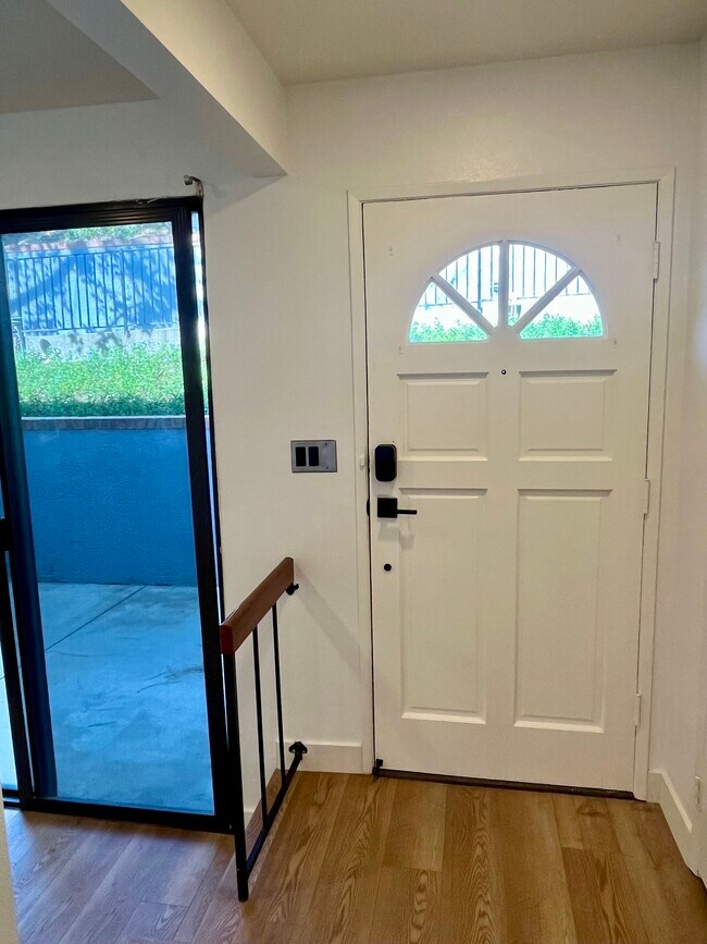 Foto del edificio - 29105 Thousand Oaks Blvd