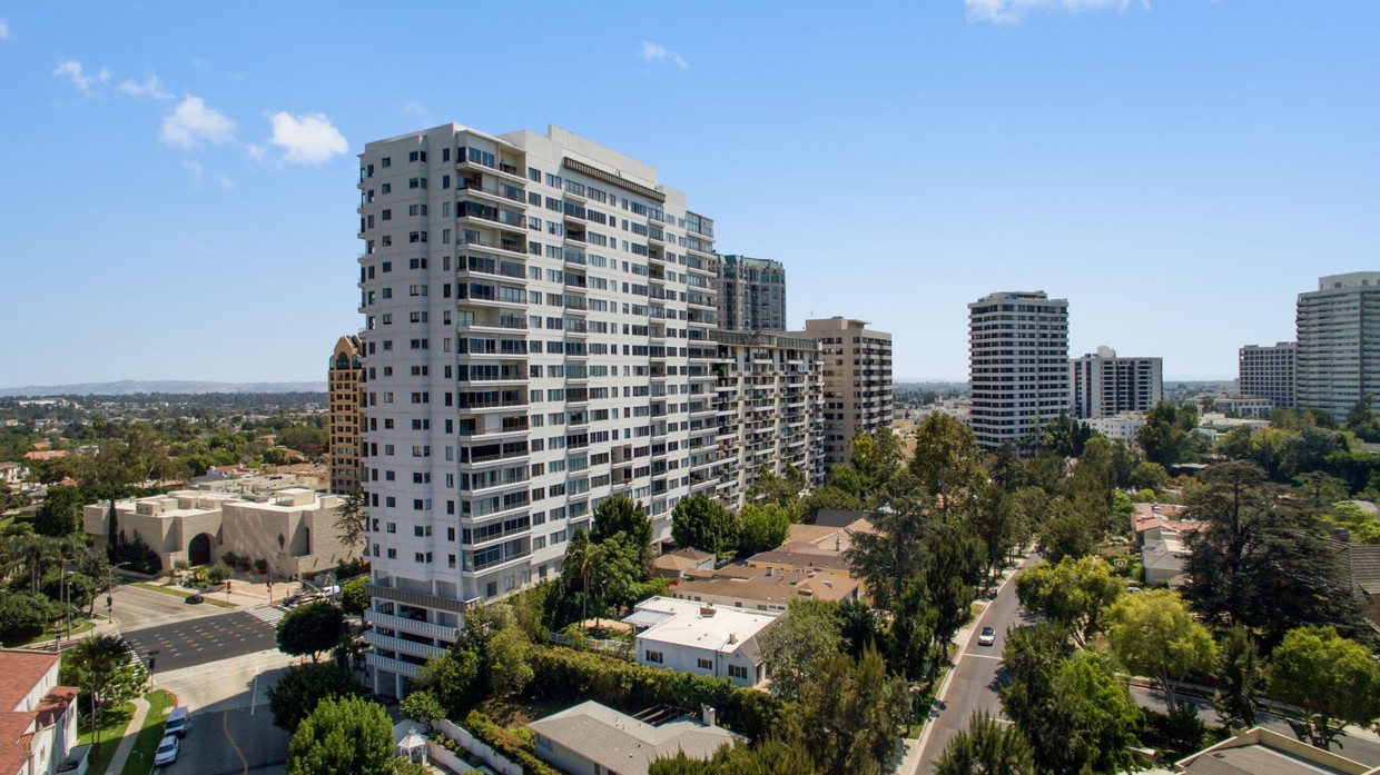 Primary Photo - 10501 Wilshire Blvd