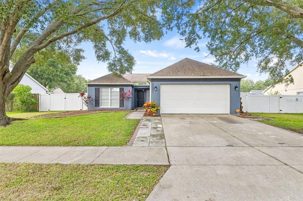 Foto principal - 26851 Roseann Pl