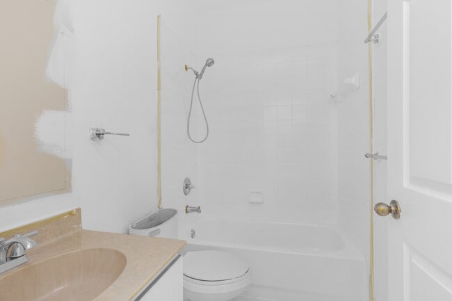 Foto del edificio - 5334 NW 111th Ct