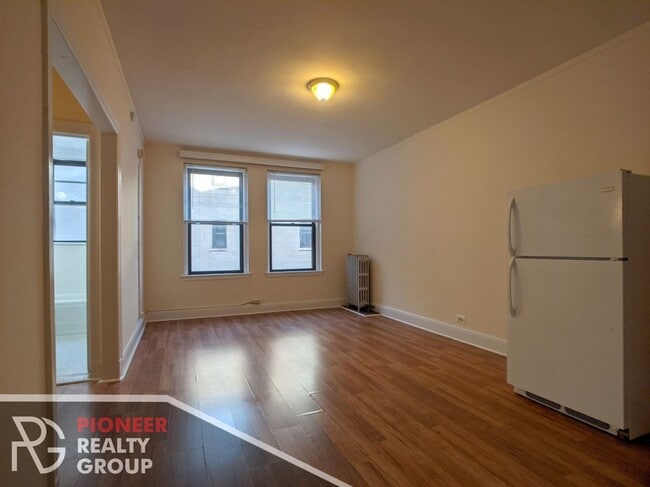 Building Photo - 2779 N Milwaukee Ave