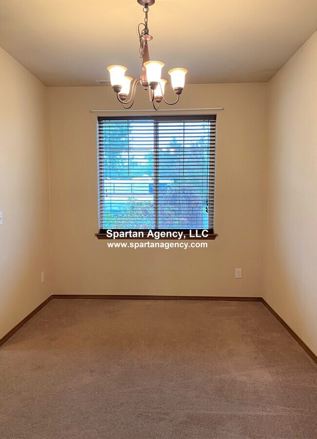 Foto del edificio - 912 Grinnell Ave SW