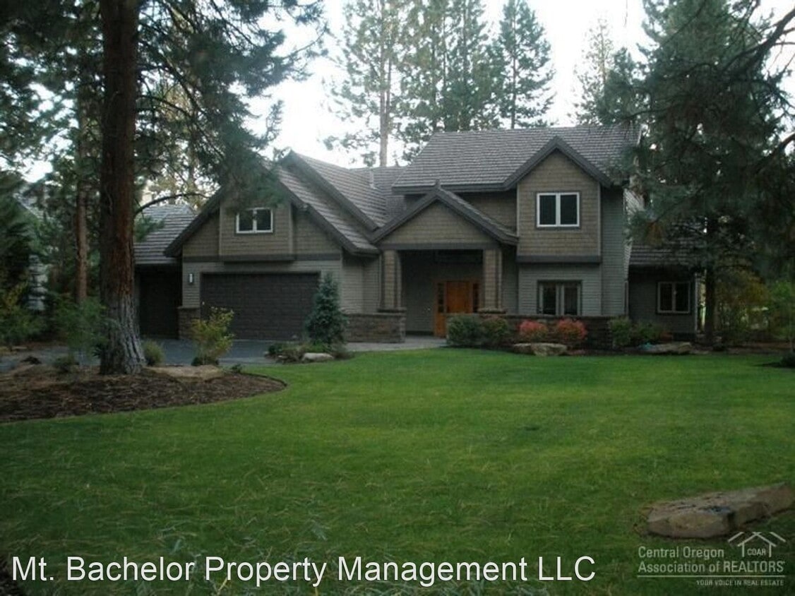 Primary Photo - 4 br, 3.5 bath House - 61475 Tam McArthur ...
