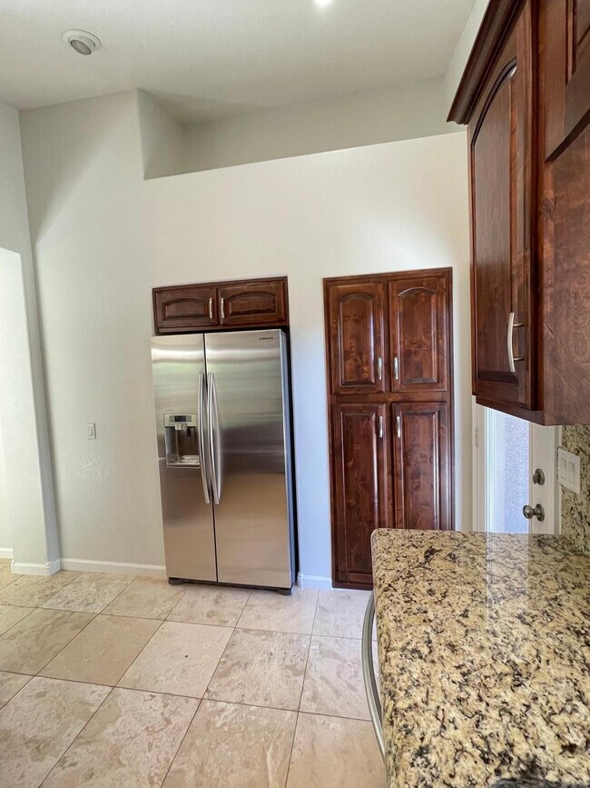Foto del edificio - 3536 W Spirit Ln