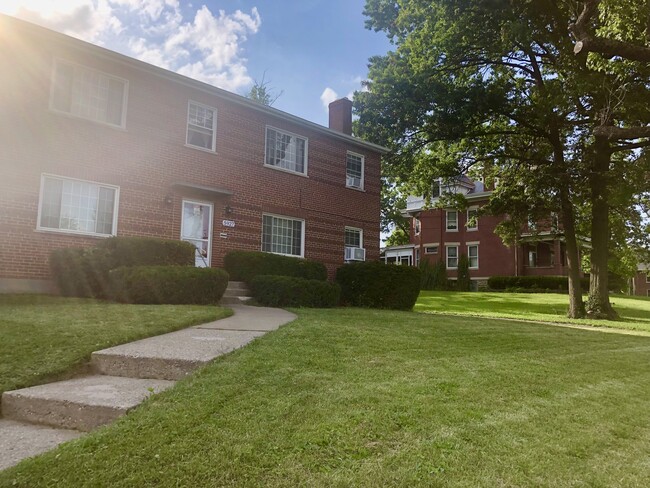 Building Photo - 5927 Cary Ave