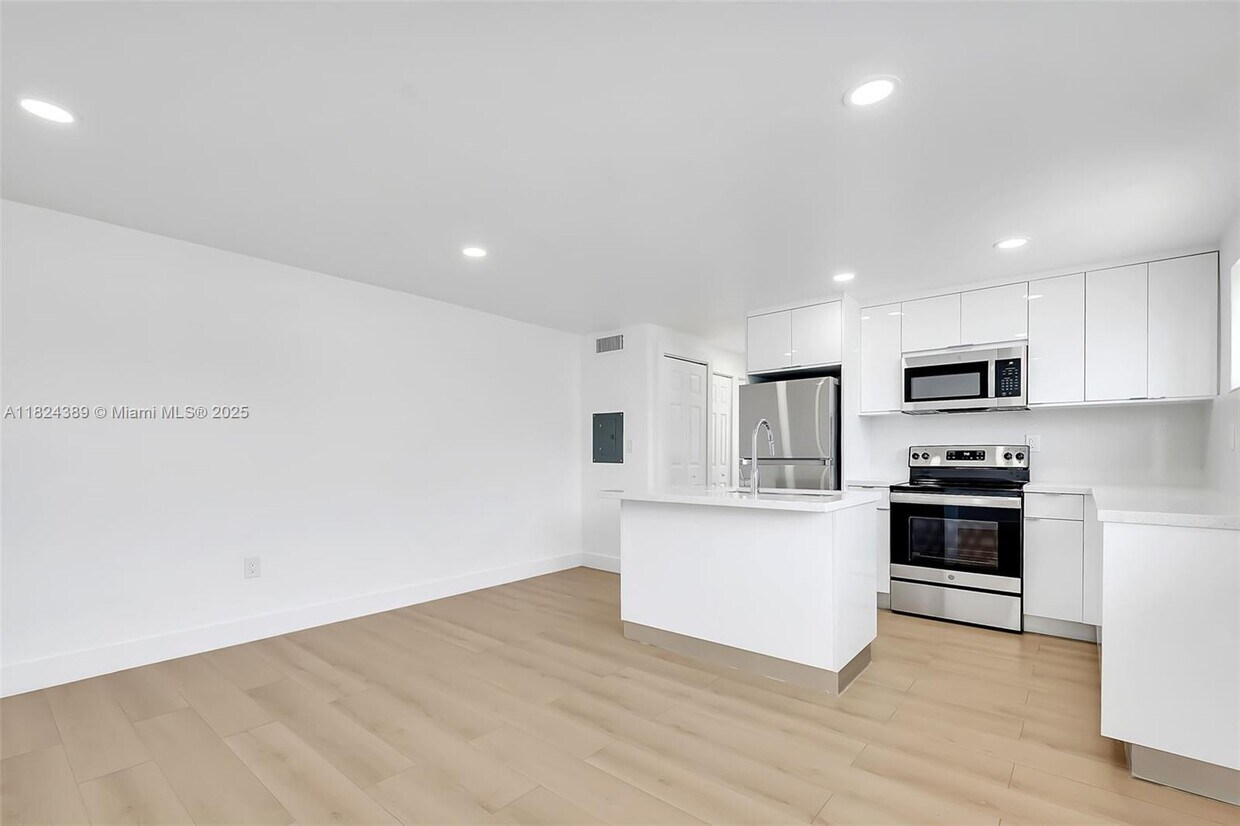 Foto principal - 1632 NW 16th Terrace