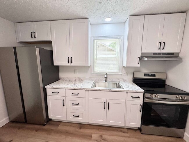 Photo - Easy living in Easley Apartment