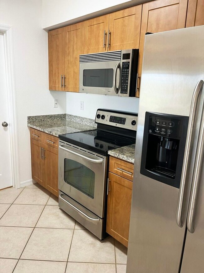 Foto del edificio - 6482 Emerald Dunes Dr