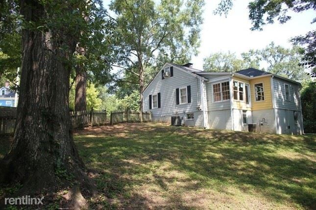 Foto del edificio - 3 br, 1 bath House - 4470 Seminole Drive