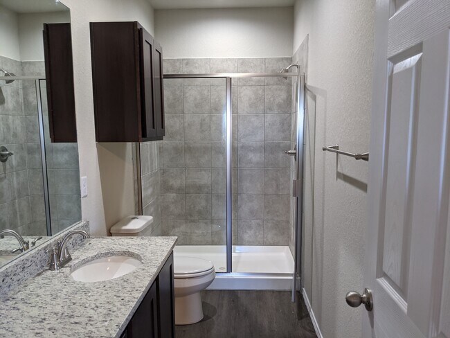 Foto del edificio - 3412-3414 Scott Circle