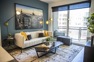 Building Photo - Quill