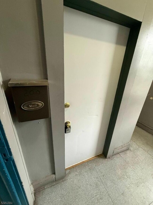 Building Photo - 705 Park Ave Building Photo - 705 Park Ave