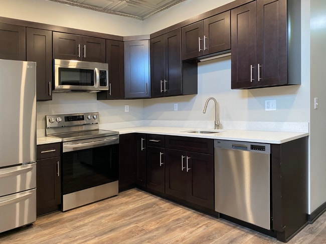 Photo - 2416 E Carson St Apartment