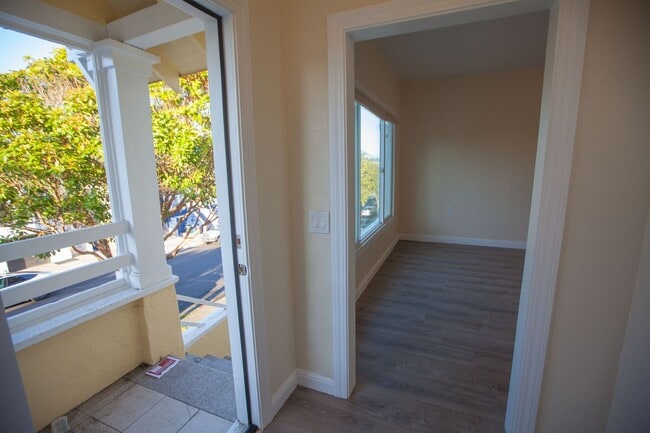 Photo - 161 Peoria St Apartment