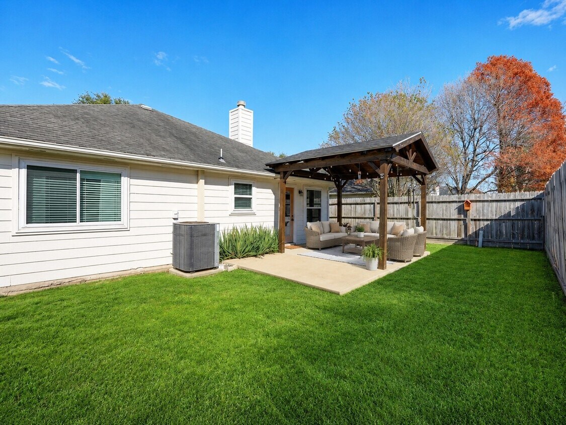 Foto del edificio - 4508 Stonebridge Dr