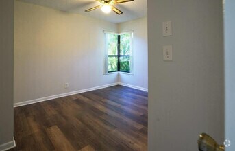Building Photo - 3325 Cocoplum Cir