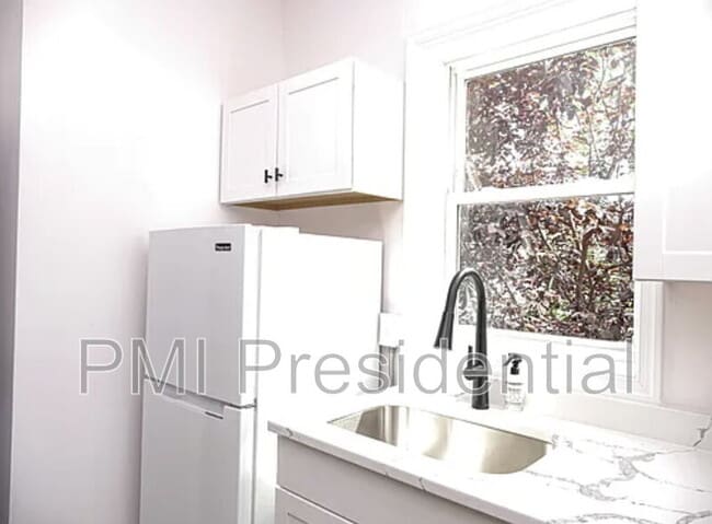 Foto del edificio - 2929 Garland Ave