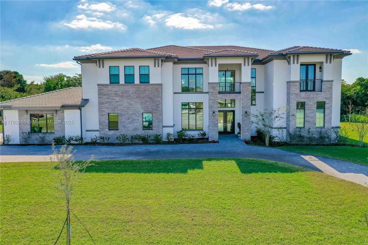 Foto principal - 17130 Magnolia Estates Dr