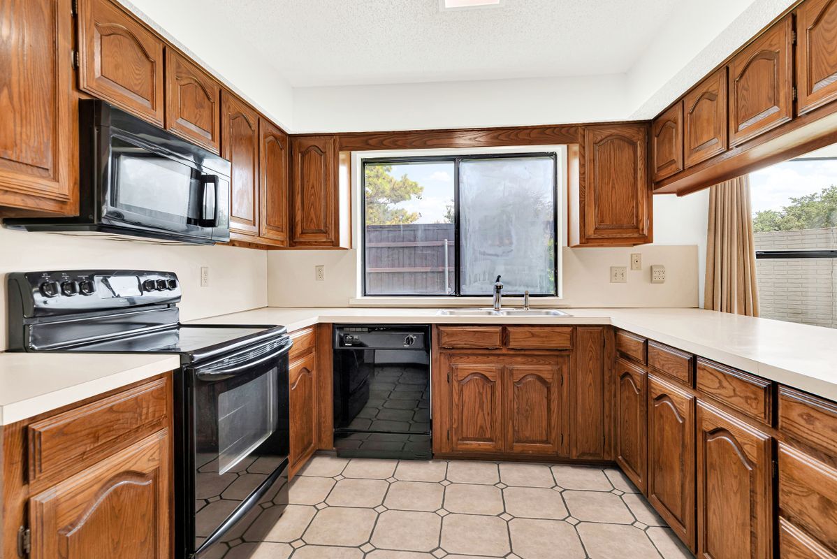 Foto del edificio - 2713 Pinery Ln