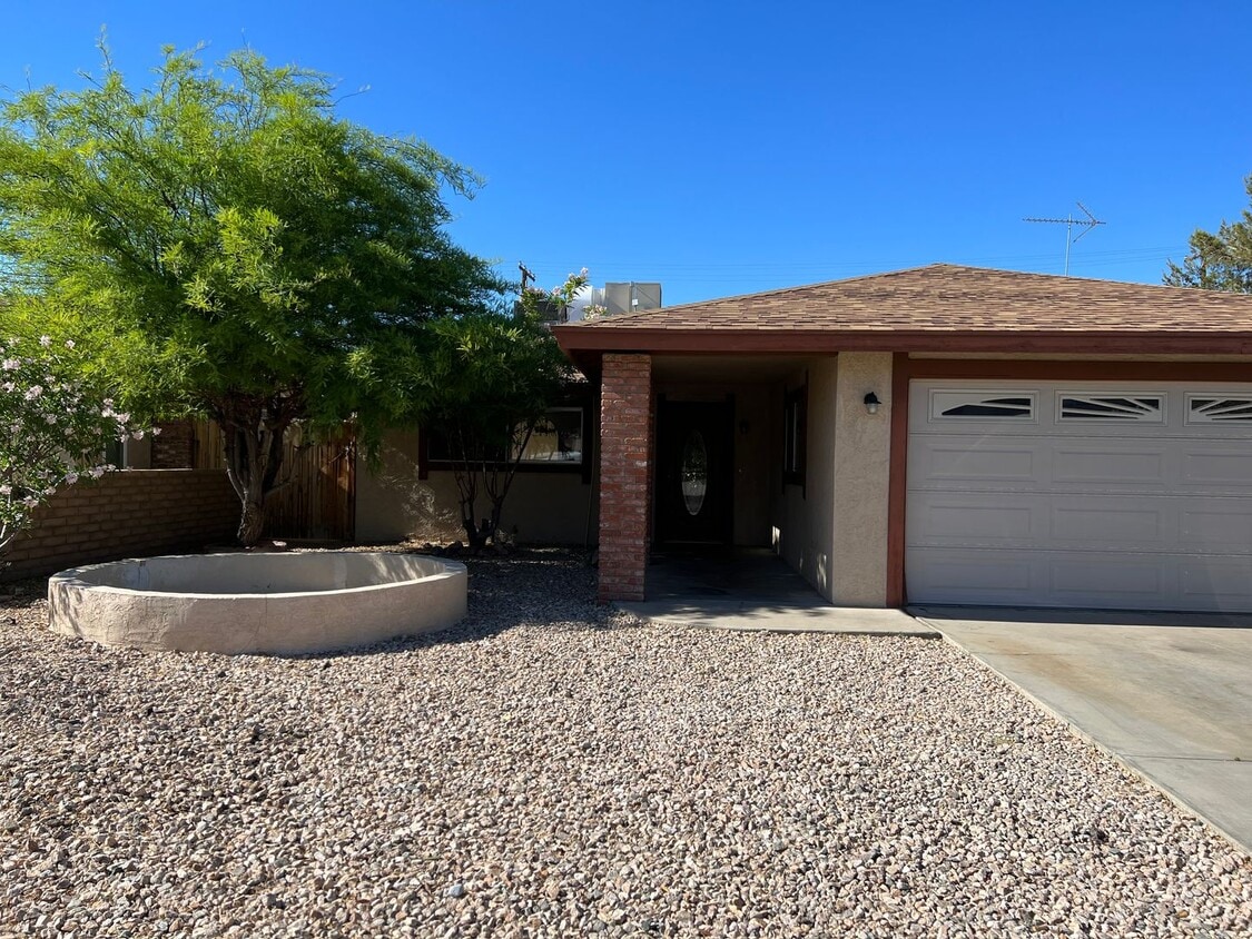 Primary Photo - Call Vaughn Realty Property Management (76...
