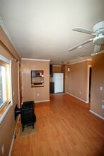 Building Photo - 418 Starfield Ln